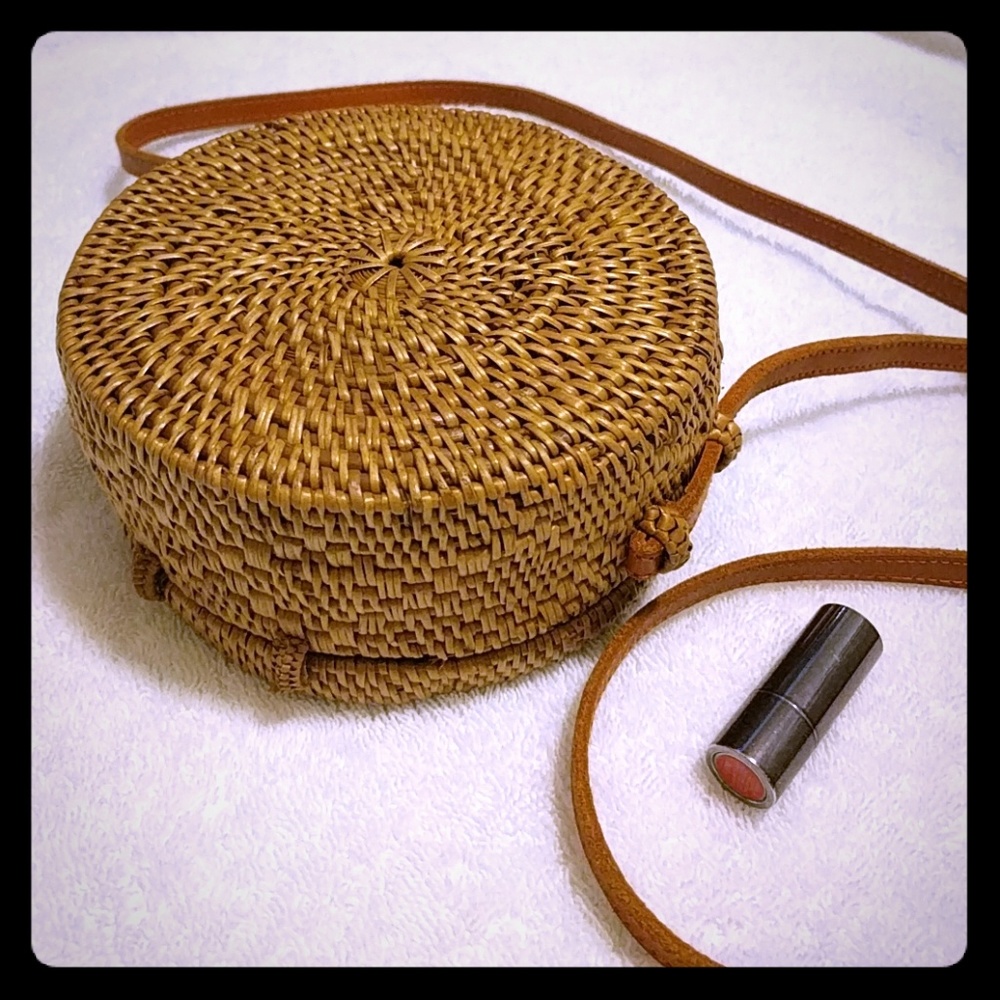 Bal round woven bag